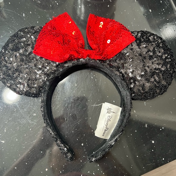 mickey mouse ears